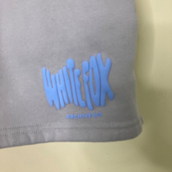 White Fox Boutique Shorts Womens Large Logo Pockets - Picture 4 of 8
